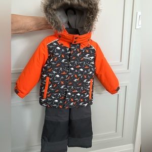 Snowsuit for babies 3T